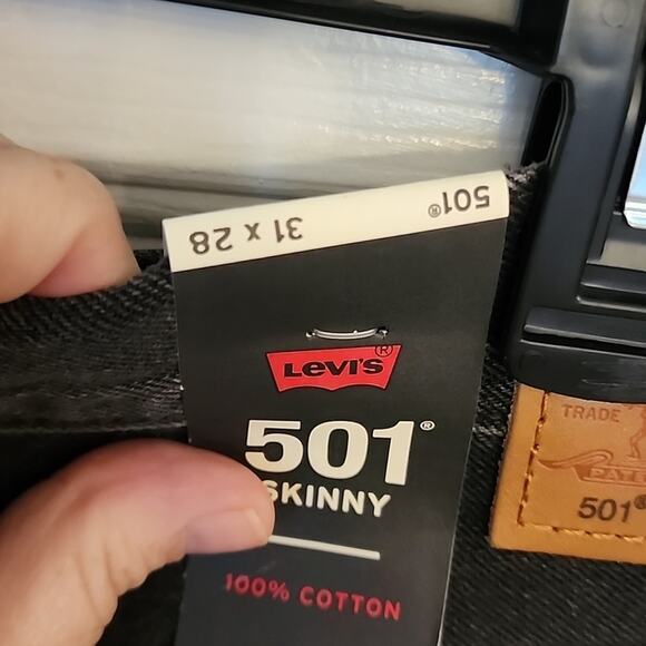 Levi's 501 Skinny Distressed Black Jeans, 31/28, NWT - Picture 10 of 11